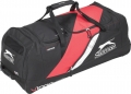 Slazenger V1000 Wheelie Holdall